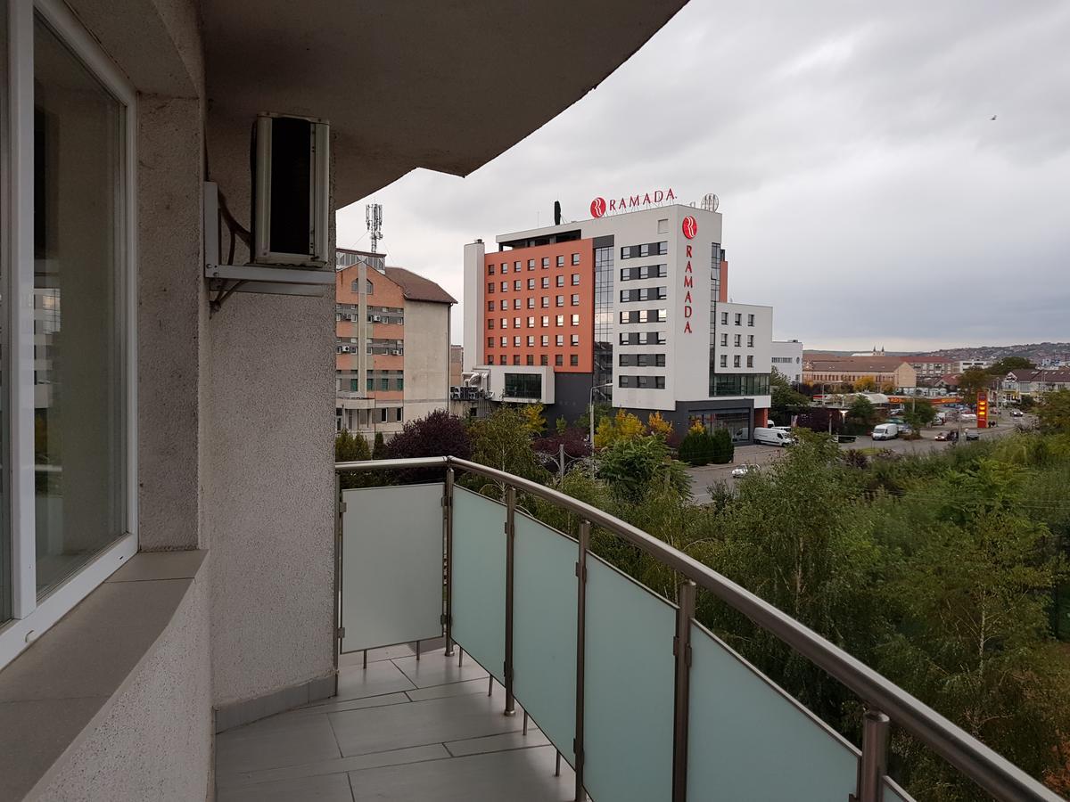 Skyline Rooftop Condos Oradea Extérieur photo